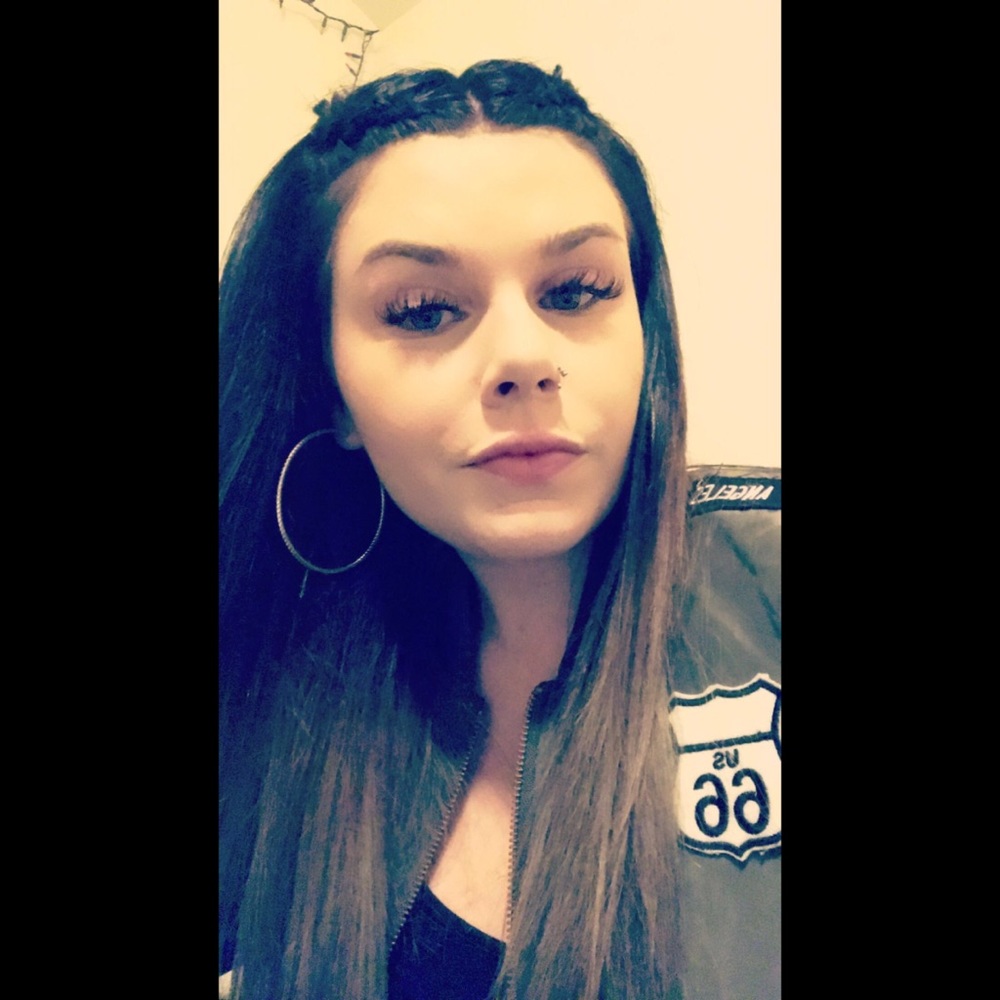 Meet your Posher, Hannah